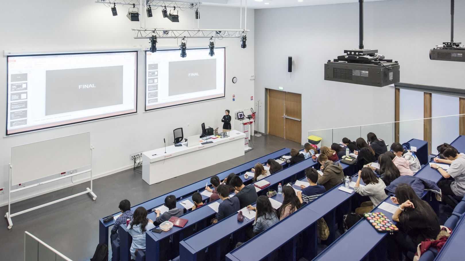 Student | Navya Srivastava | Global Indian