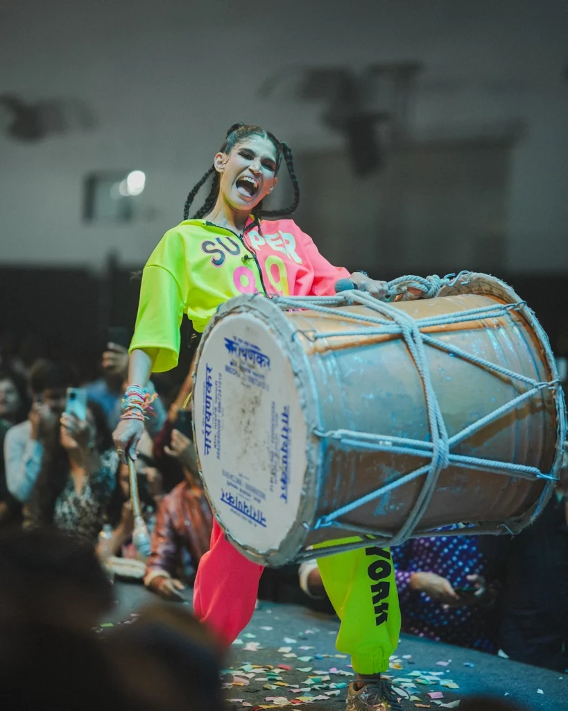 Indian Singer | Purva Mantri | Global Indian