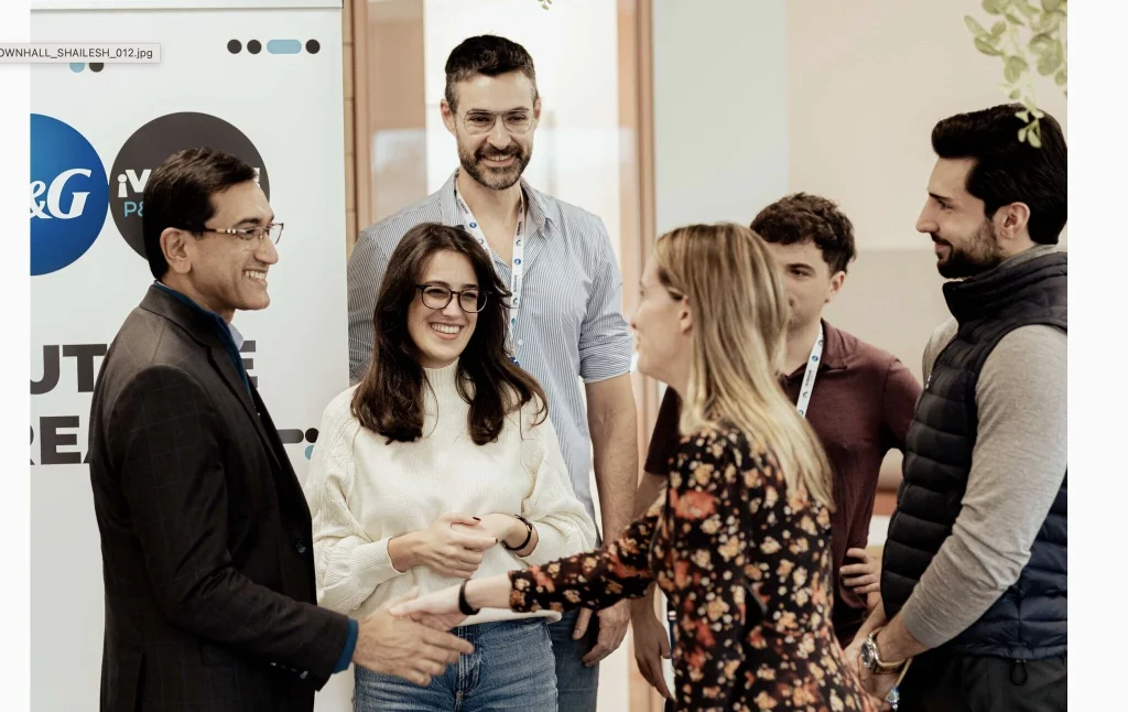 Shailesh at P&G employees at Europe headquarters