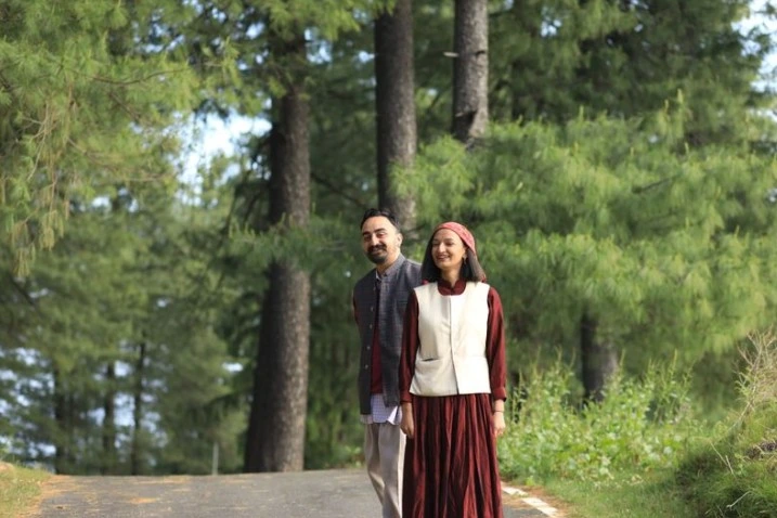 A scene from the movie Chingam