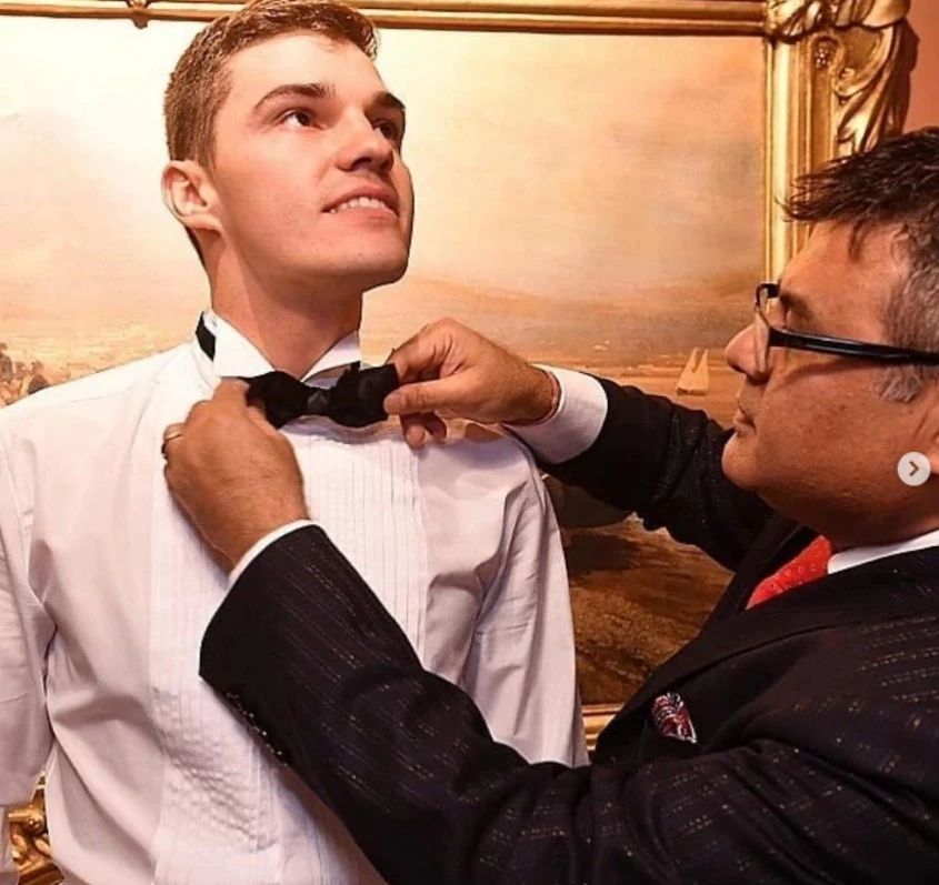 Sammy with Russian footballer Roman Zobnin during the Gentleman of the Year 2018 award