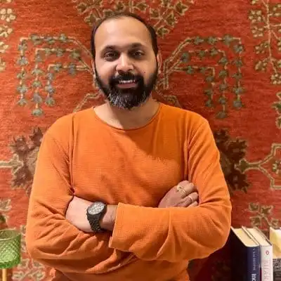 Abhyas Maldahiyar | Historian