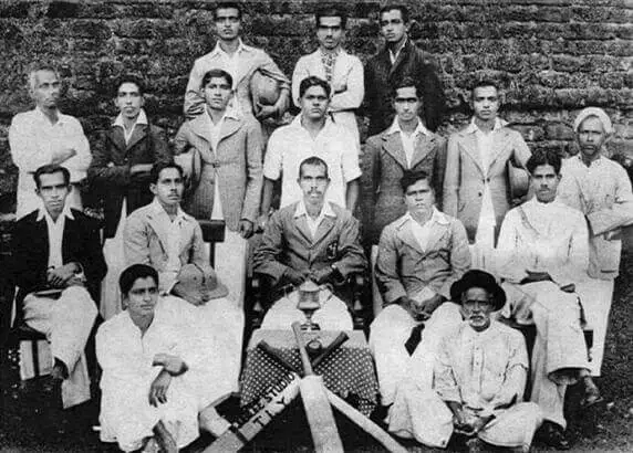Mambally's PM Narayanan along with the Tellicherry Cricket Team